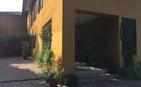 The Casa Blu Dependance La Casa Gialla